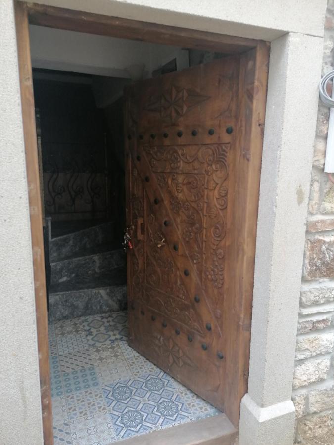 Tashan Otel Фоча Екстер'єр фото